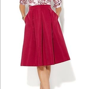 New York & Company Magenta Pleated Full Skirt